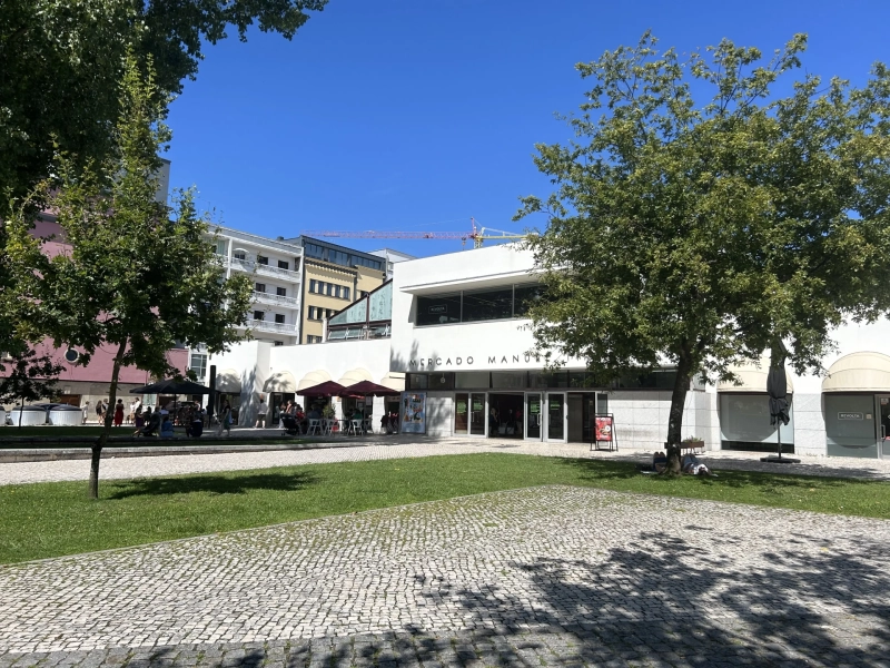 Largo do Mercado Manuel Firmino
